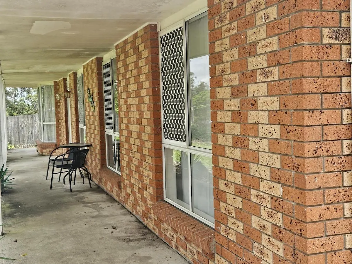 בית נופש הוילה Eagleby Newly Renovated & Peaceful Surrounds